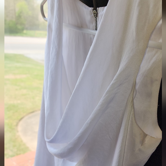 🤍MICHAEL KORS winter white sleeveless top Sz 2 - Picture 8 of 12